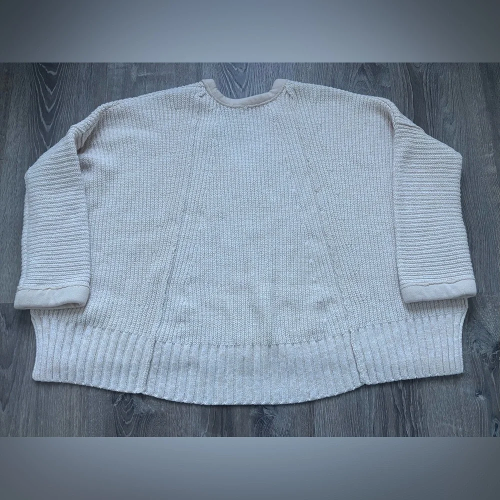 Free People oversized Cream V-Neck Sweater size m/l